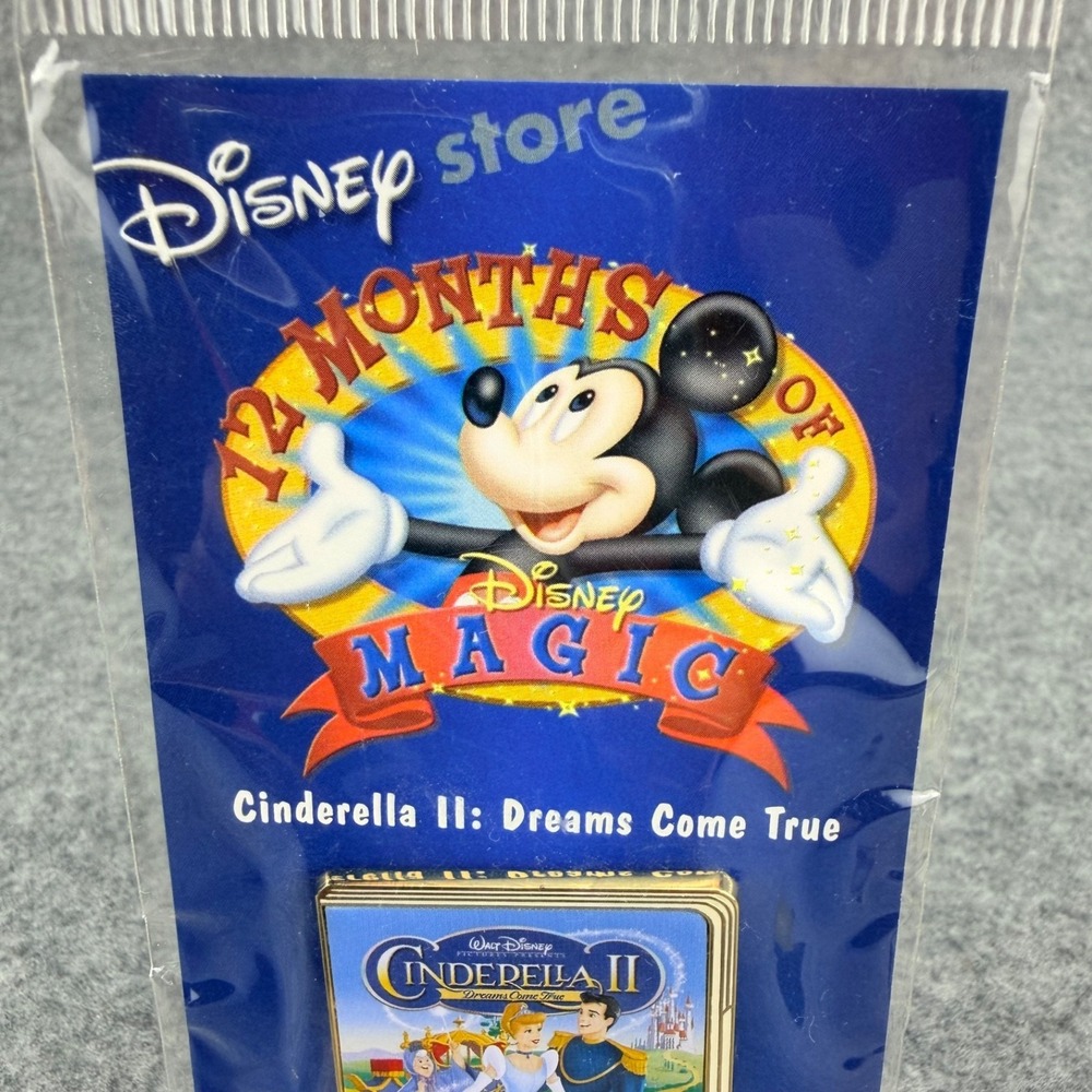 Disney Store 12 Months of Magic February 2003 Cinderella II Dreams Come True Pin - Picture 3 of 7